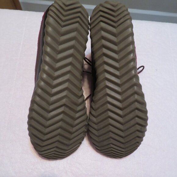 Sorel Out N About Red Black Leather Rubber Boots - Picture 5 of 7